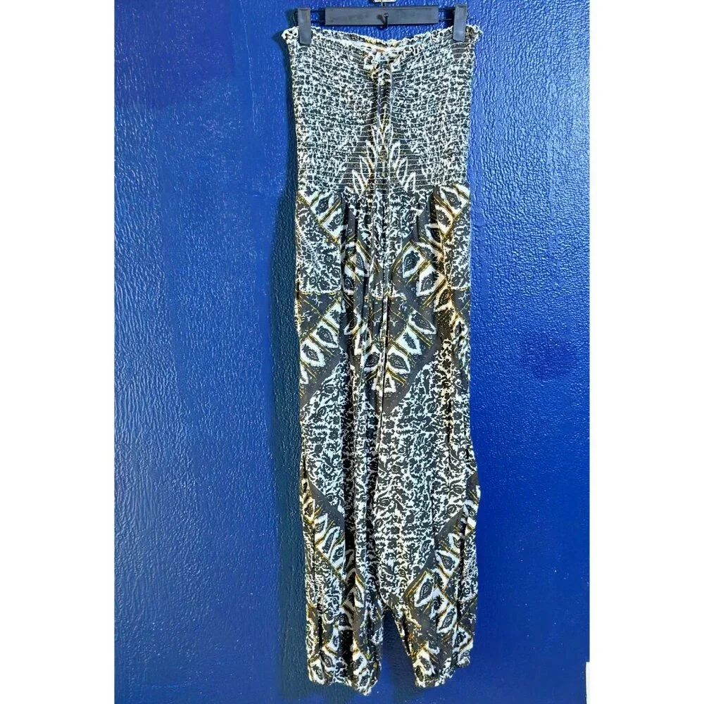 Free People Boho Smocked Strapless Jumpsuit Cropped Balloon LegS Aztec M Casual - Picture 5 of 11